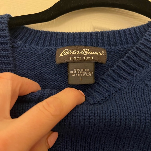 Eddie Bauer Men's Classic Blue Crewneck Sweater - Picture 3 of 4
